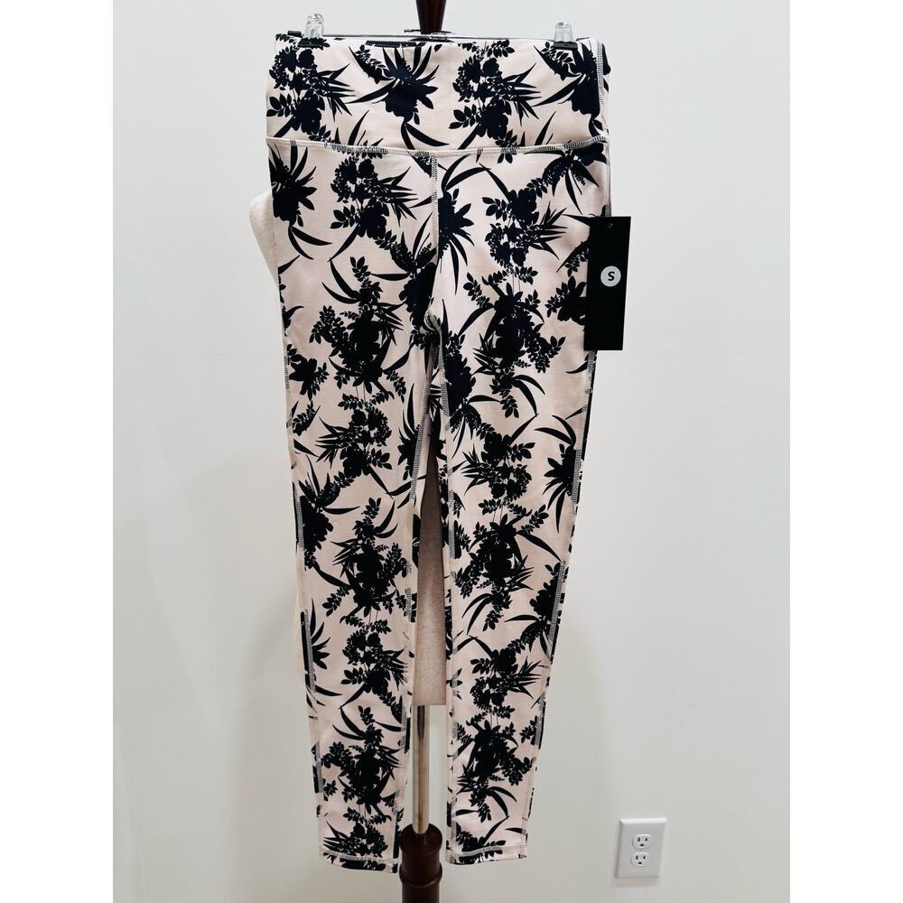 NWT Mono B Cream and Navy Floral Leggings Size S​